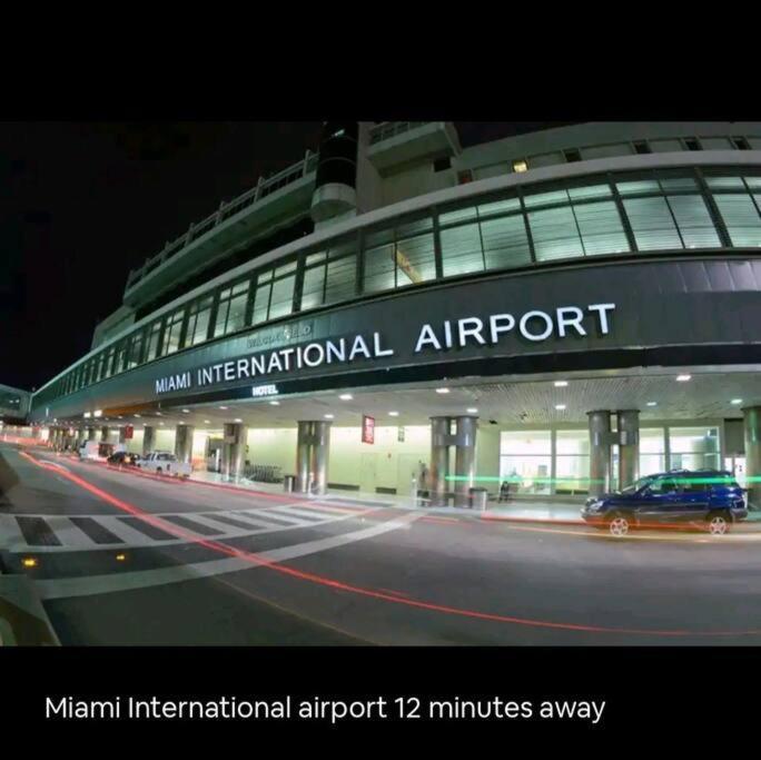דירות Sol Miami # 2 With Free Parking מראה חיצוני תמונה